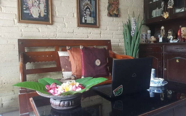 Hotel O Omah Citra Genia Homestay