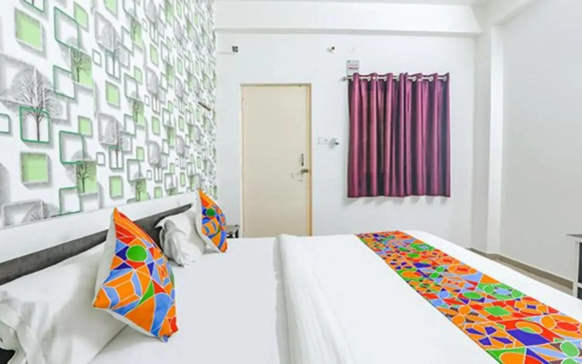 Super OYO Flagship 92280 Hotel Ashiyana Inn