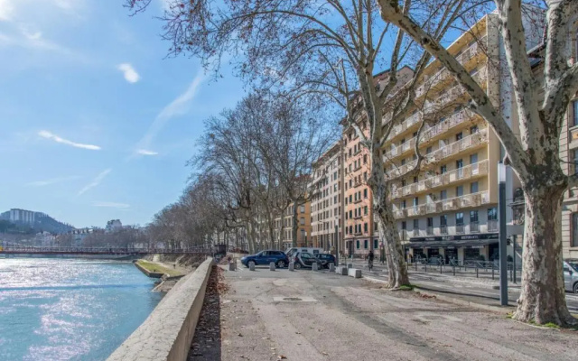 Charming 1br on the Saône riverbank Lyon