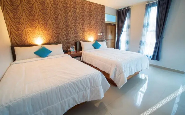 Hotel Grand Mandarin Singkawang