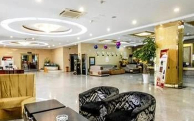 James Joyce Coffetel Hotel (Qinhuangdao Development Zone Yanshan University)