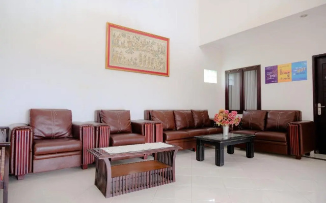 SPOT ON 3037 Sakinah Residence