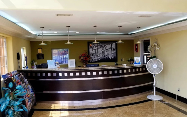 Super 8 By Wyndham Cypress Buena Park Area