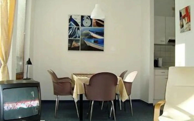 Apartment Engel