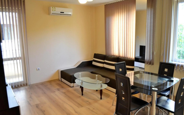 Central Apartment 4