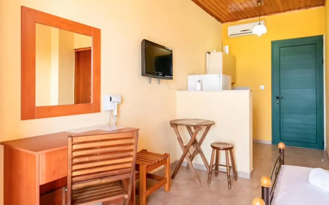 Gavriil Apartments Corfu - Sea View Studio Escape