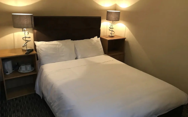 Airport Guest House