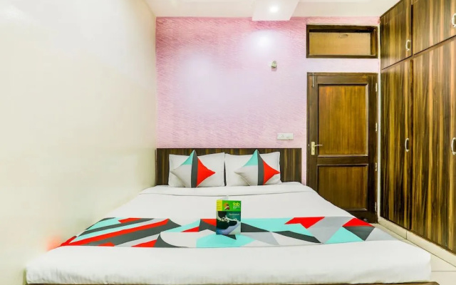 Fabhotel New Dk Palace