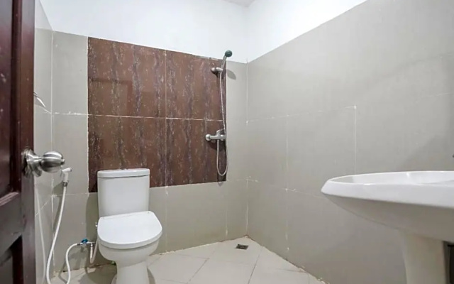 OYO 91266 Markoni 18 Guest House