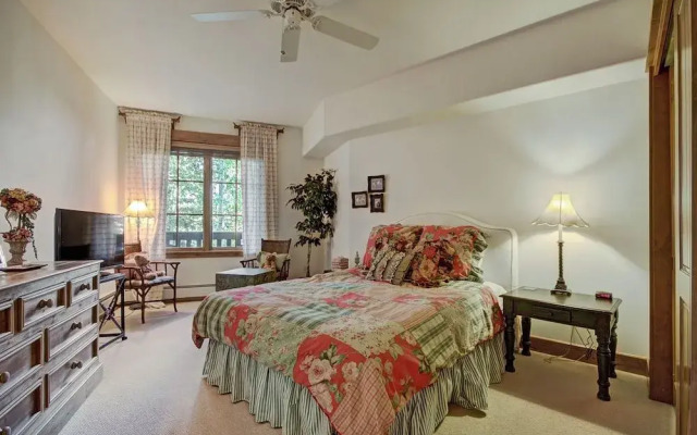 Settler'S Lodge 204