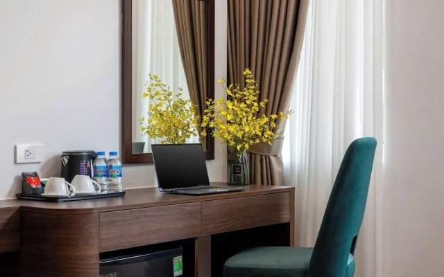Vista Hanoi Hotel