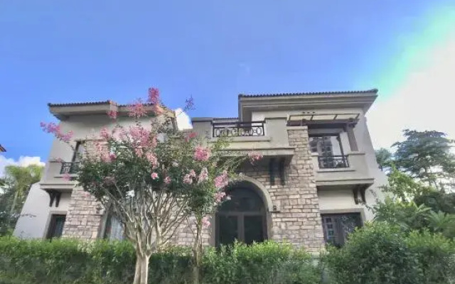 Hongsheng Holiday Apartment (Huidong Vanke Shuangyuewan)