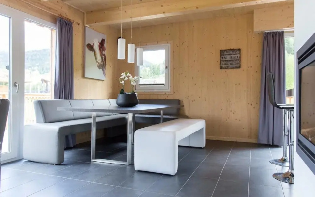 Majestic Chalet With Sauna