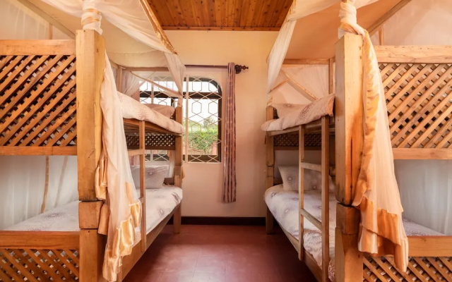 Footprints Hostel