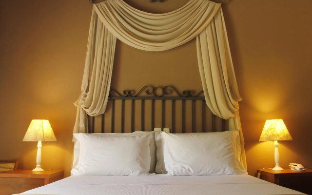 Hiu Hotel