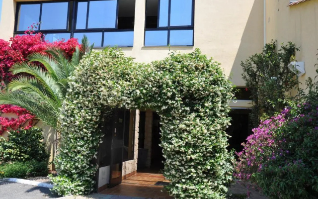 Hôtel Isola