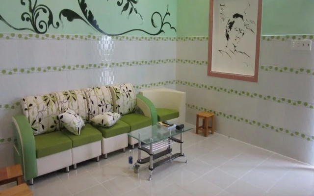 Huong Tuyet Motel