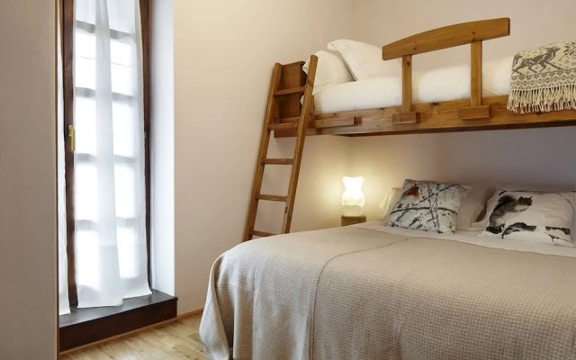 Apartment Nin de Beret 4 by Feelfree