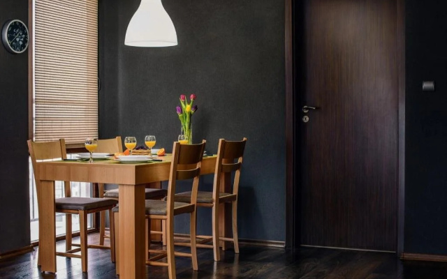 Teis Apartments