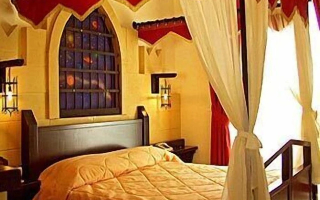 Castello Di Cavallieri Suites
