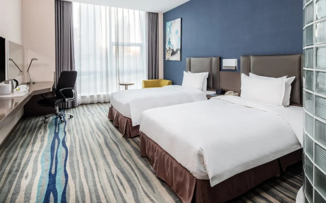 Holiday Inn Express Shenyang North Station