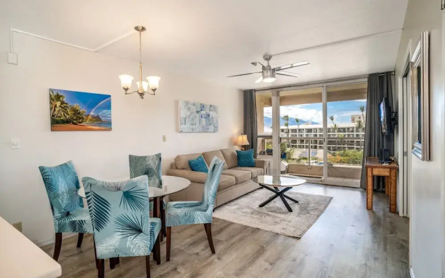 Maui Banyan H506 1 Bedroom Condo by RedAwning