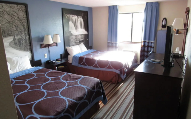 Super 8 By Wyndham Columbus/Edinburgh