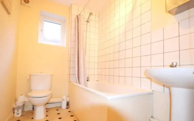 5 Cambrian Place