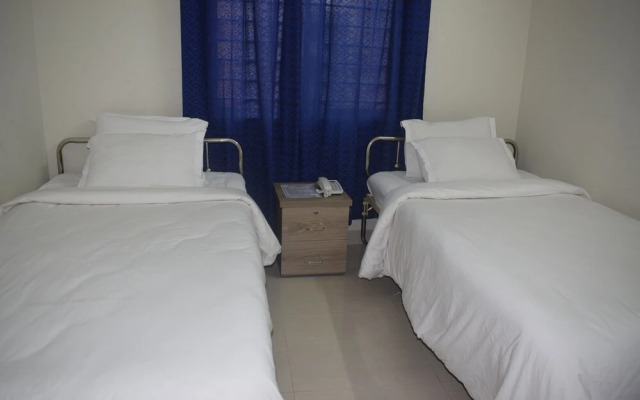 Hotel Plaza Inn