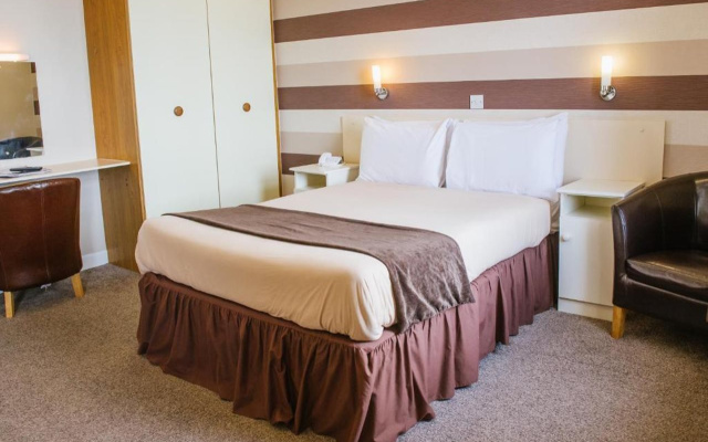 Doric Hotel
