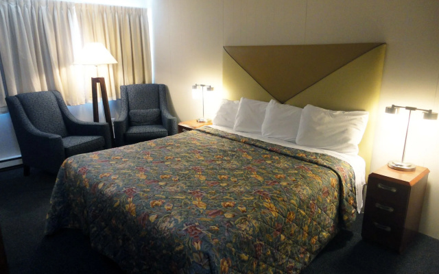 Cabana Motel
