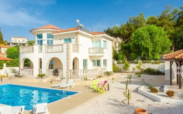 Villa Komissa in Argaka