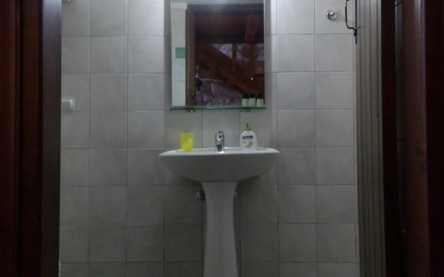 Arodamos Guesthouse