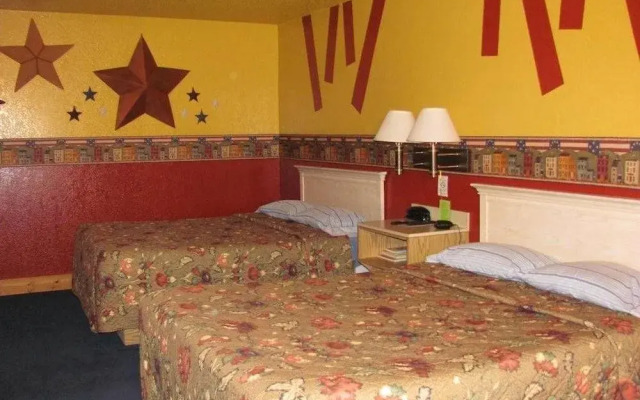 Earth Inn Motel