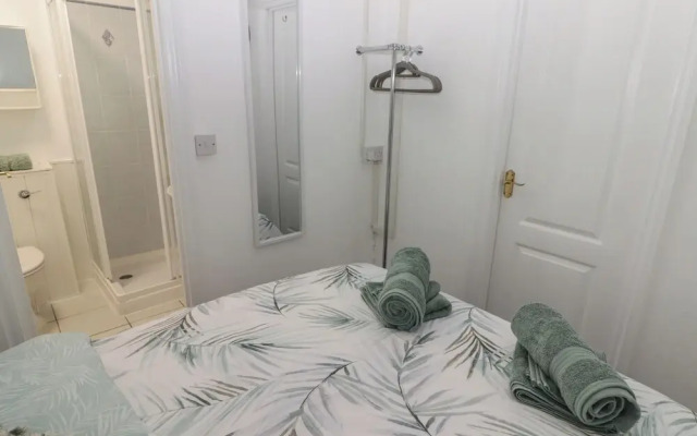 Flat 7