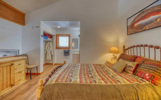 Valley View Loft