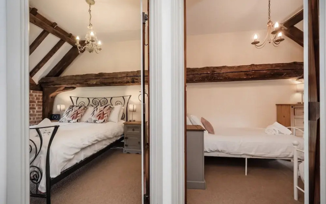 Maple Barn: Lux Rural Retreat Near Norfolk Coast