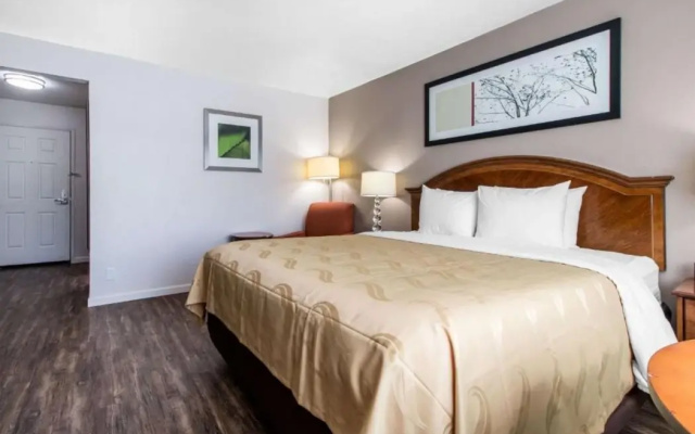 Ramada Bayside Inn & Suites Eureka