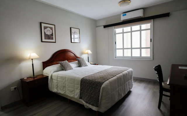 San Nicolas Plaza Hotel