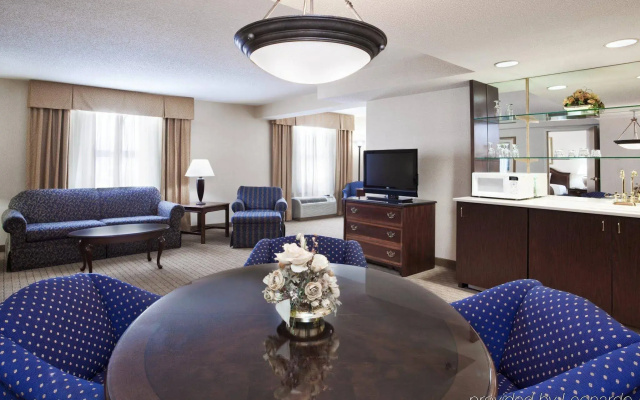Holiday Inn Youngstown South by IHG