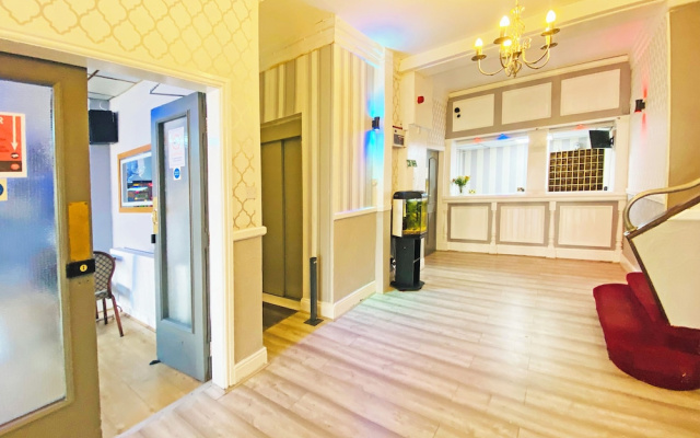 The J & S Hotel