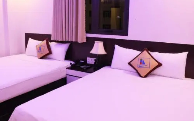 Apple Hotel