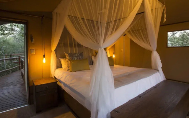 Vuyani River Lodge