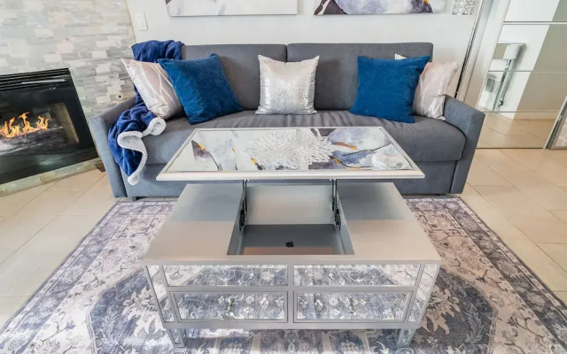 Luxury Oceanfront Condo With Private Beach Access