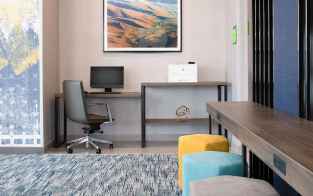 La Quinta Inn & Suites by Wyndham Spokane Downtown