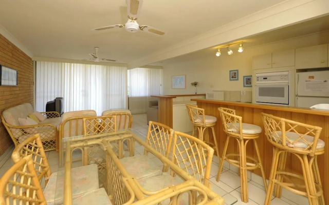 The Crest Unit 1 - Shoal Bay
