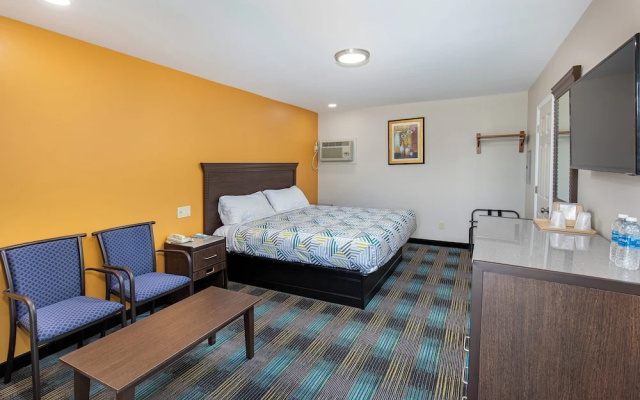 Cardinal Motel