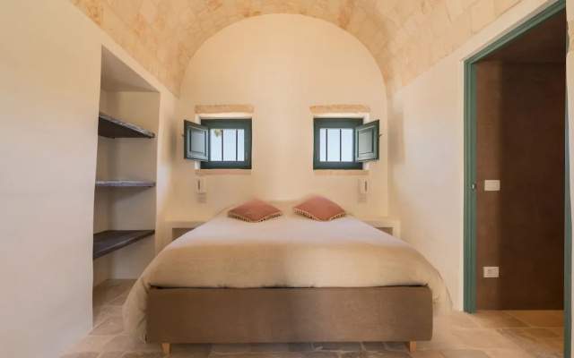 Trulli Pietra Rossa With Pool by Wonderful Italy