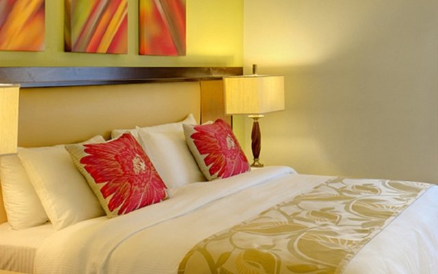 Tamarind by Elegant Hotels - All-Inclusive in Paynes Bay, Barbados from 468$, photos, reviews - zenhotels.com hotel front