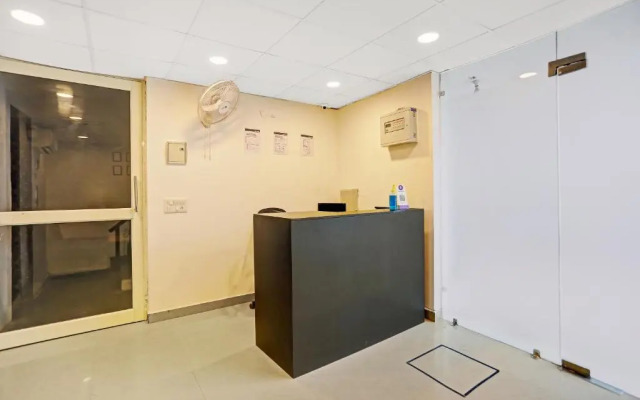 Collection O 75497 Agniv Residency